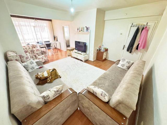 Aşağı Eğlence Mah. Karlıova Sokak Şehir Hastanesi Yakını Arakat 2+1 Balkonlu Satılık Daire!