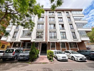 Aşağı Eğlence Mah. Meşeli Sokak / Yeni Bina / 3+1 Yüksek Giriş Ön Cephe E.banyolu Kapalı Otoparklı