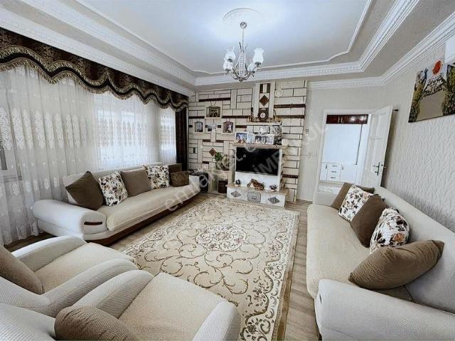 Aşağıhisar Mah.tek Daire 210 M2 Satılık Daire