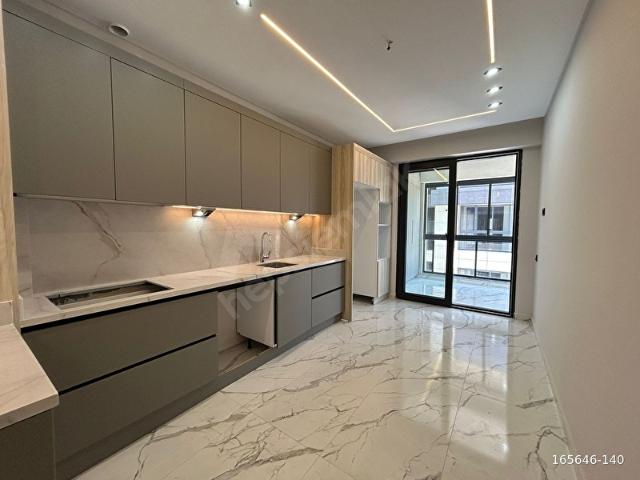 AŞAĞISÖT'TE SİTE İÇİNDE ÖZEL GARAJLI SATILIK 2+1 LÜKS DAİRE