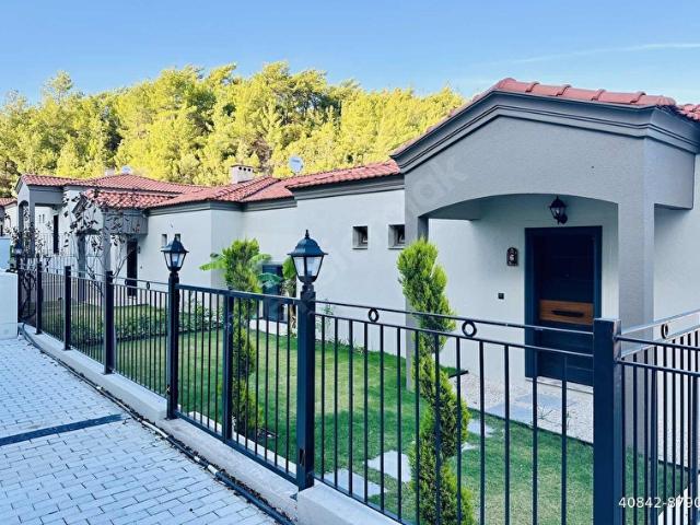 AĞAÇLIDA KONSEPT TEK KAT BAHÇELİ MÜSTAKİL GİRİŞ 2+1 DAİRE