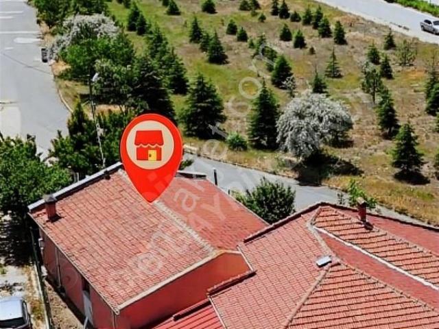 Aşağısöğütönü'de Park Ve Köşe Cepheli Fırsat 3+1 Müstakil Daire