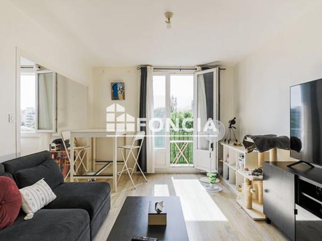À ACHETER GRENOBLE 38100 – T4 71 m² + BALCON + LOGGIA + CAVE