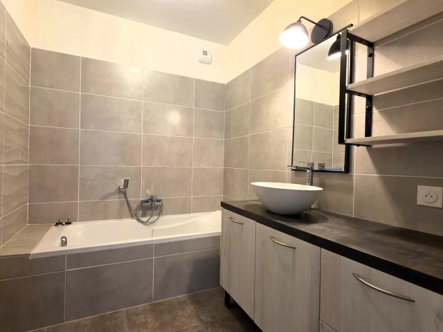 À acheter sur Pelissanne: Appartement T3 avec garage et extérieur