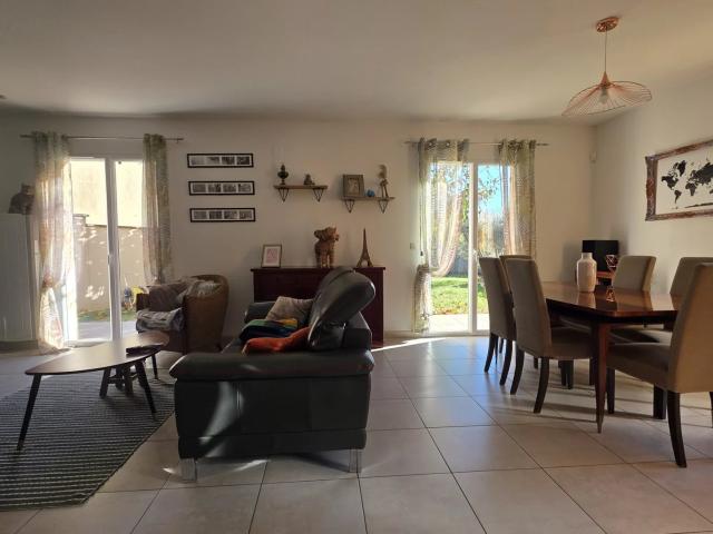 À acheter sur Pelissanne: Maison de 132m2 sur terrain de 570m2