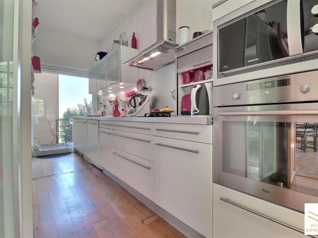 A Allauch, maison de 160 M2 type 5 avec piscine et vue dégag. 160m² Allauch