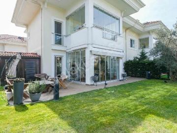 Ağaoğlu My Country Sitesinde Asansörlü Satılık Villa