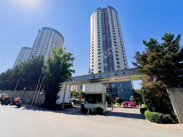 Ağaoğlu My World Sun City'de 7/24 Güvenlik Havuzlu 3+1 Net155 M²