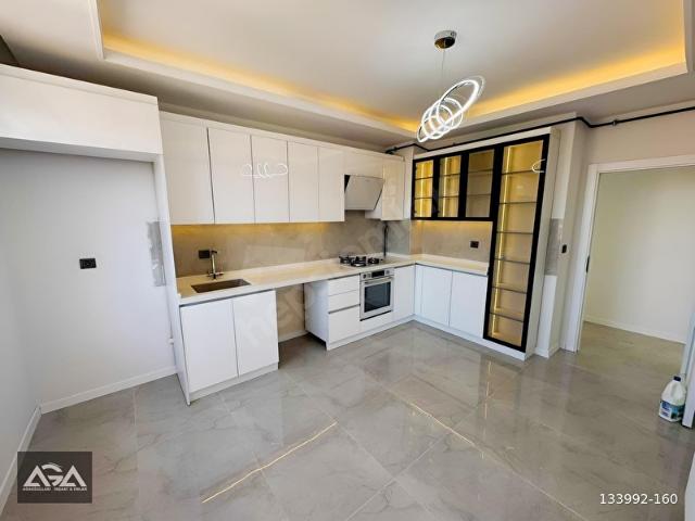 AĞAOĞULLARINDANÇARŞI MERKEZDE 3+1 ULTRA LÜX DAİRE