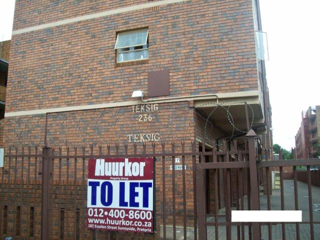 A BACHELOR FLAT TO RENT IN PRETORIA WEST