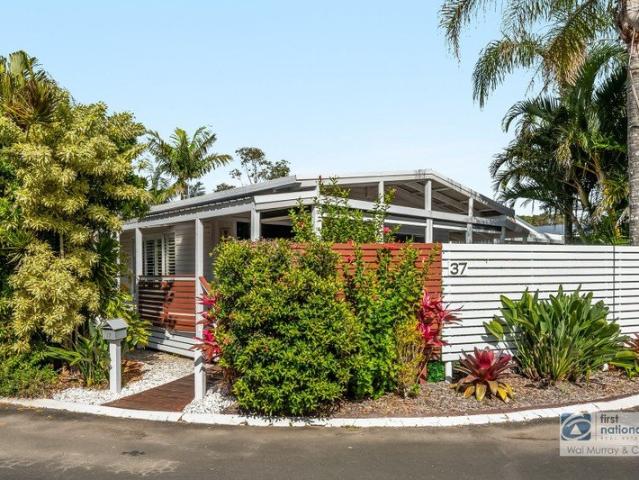A BEACH PAD WITH A LOT TO LIKE
