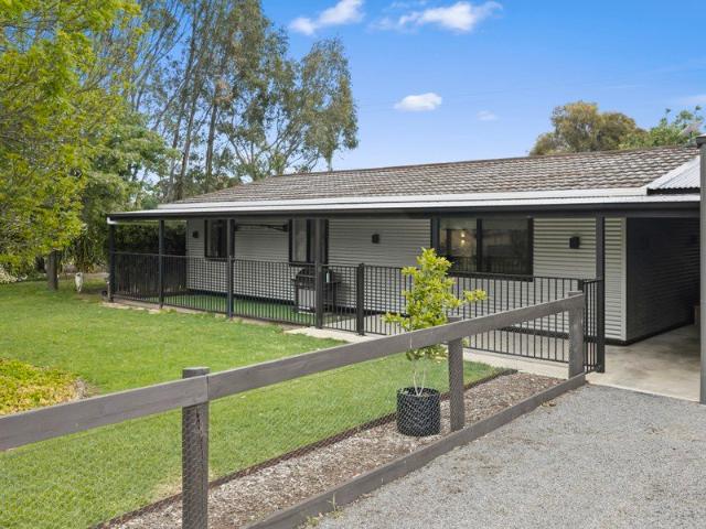 A Beautiful 10 Acre Lifestyle Property with Renovated Charm