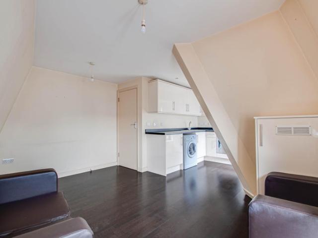 A beautiful 2 bedroom property in Euston NW1