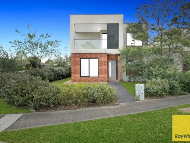 A Beautiful Townhouse in the heart of Tarneit!