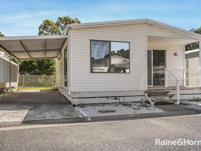 A Beautiful Blank Canvas ! Land Lease Living ! Price Reduced