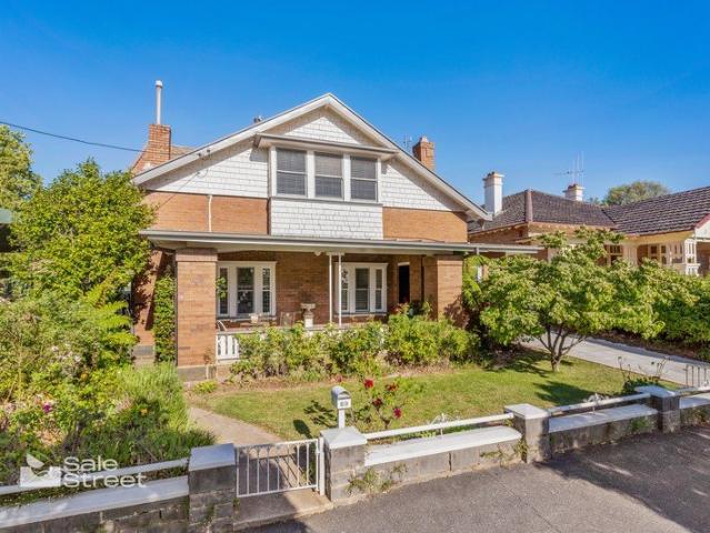A Beautiful Blend of Charm and Convenience