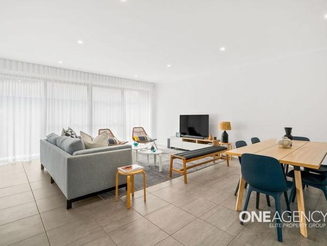 A BEAUTIFUL HOME IN CALLALA BAY