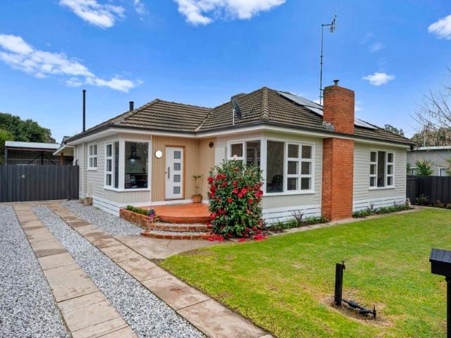 A Beautiful Home Ready to Welcome You