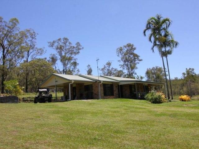 A BEAUTIFUL HOBBY FARM WITH EVERYTHING INCLUDED