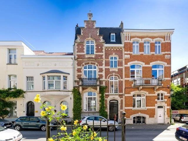A beautiful mansion near the Town Square Uccle