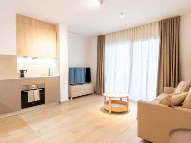 A beautiful modern apartment in Torrevieja, available for long term rental from September to June