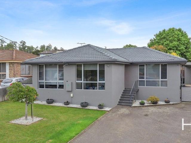 A Beautifully Positioned Norwood Residence