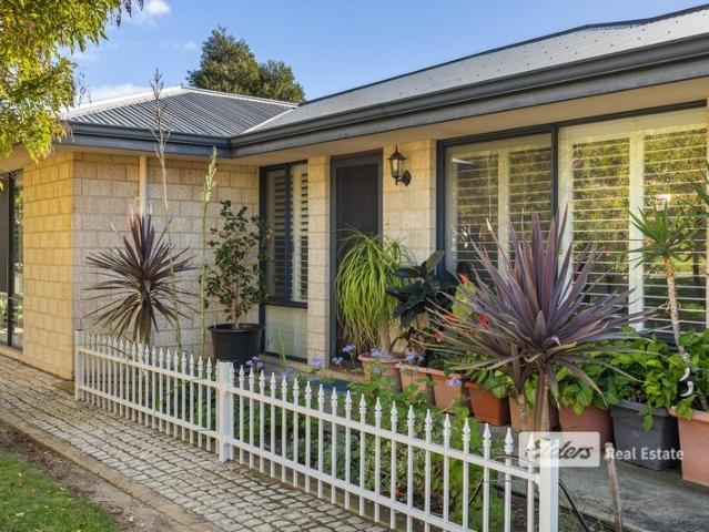 A Beautifully Presented Home in a Convenient South West Location