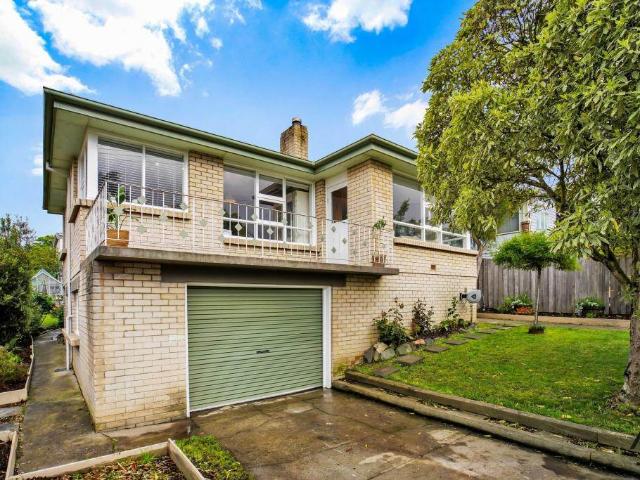 A Beautifully Presented Home in the Heart of East Launceston