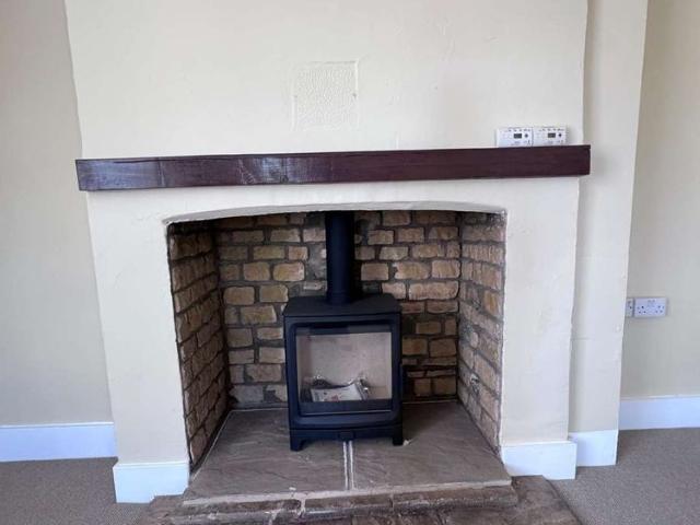 A beautifully refurbished three bedroom cottage offering well presented accommodation throughout, situated in the sought after village of Blatherwycke. The prop