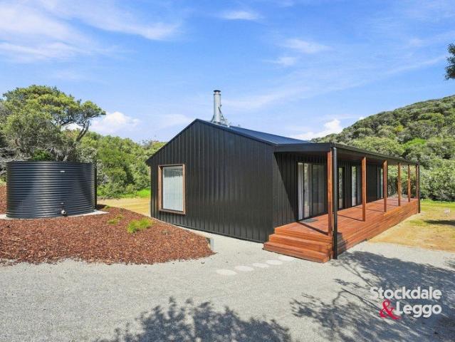 A Beautifully Reimagined Beach 5 Retreat