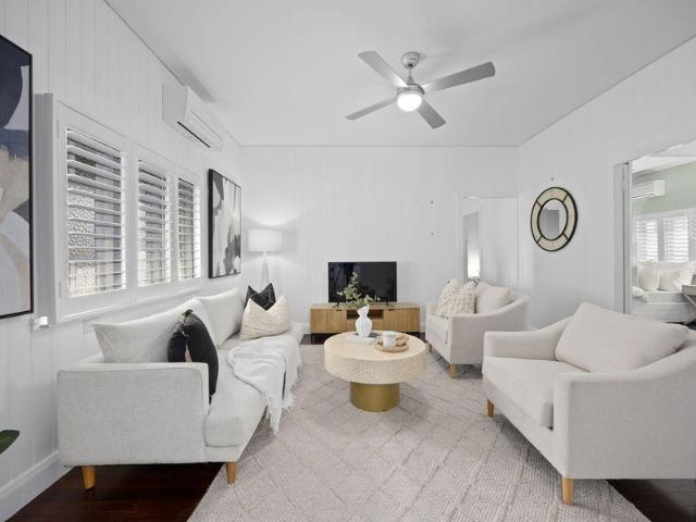 A BEAUTIFULLY RENOVATED CHARACTER HOME DESIGNED FOR LIVING & ENTERTAINING + A POWERED SHED!
