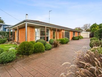 A Beautifully Renovated Coastal Classic