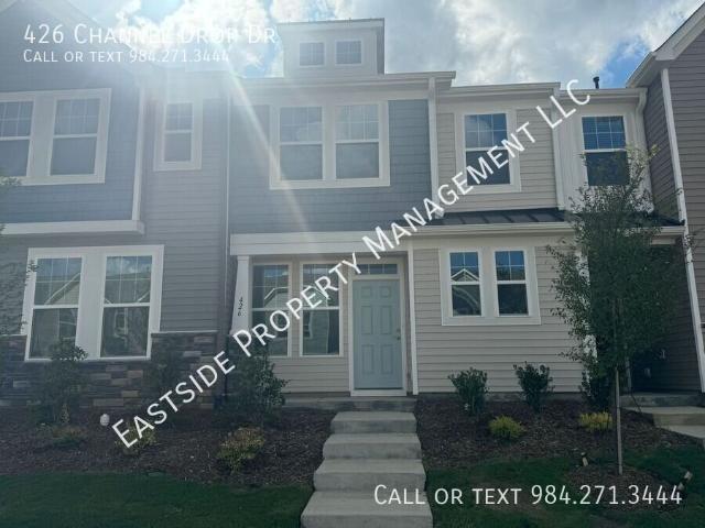A beautifully upgraded and well located 3 bed 2.5 bath, single car garage townhouse offering modern comfort and everyday convenience!