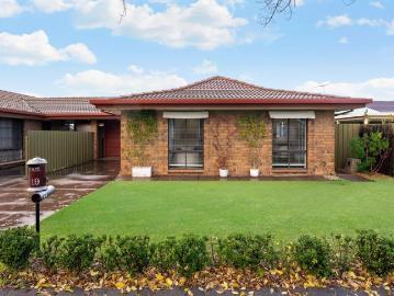 A Beautifully Updated Three Bedder in Hillcrest