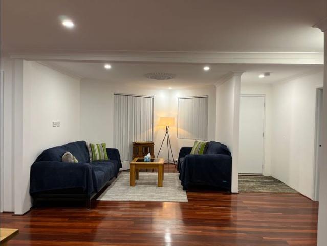 A bedroom house Ardross