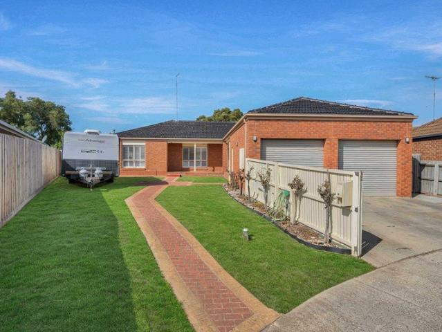 A Belmont Entertainer with Space to Spare