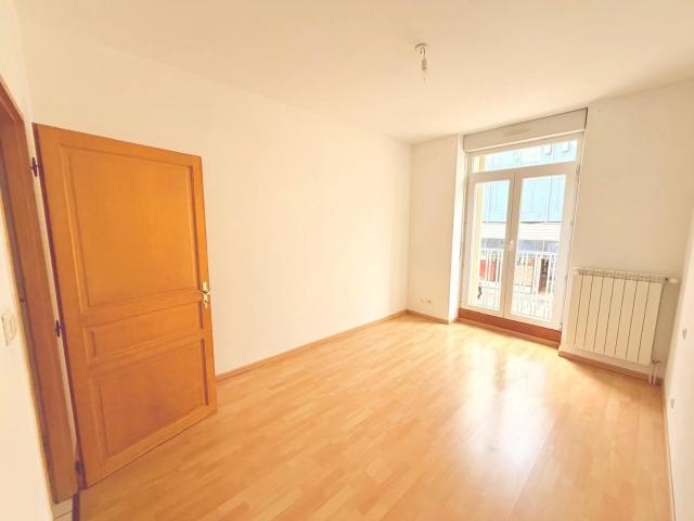 A Belfort Grand T3 Rue pietonne