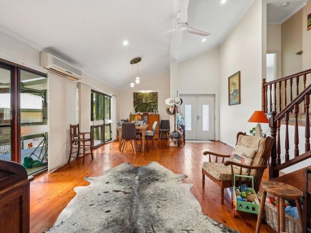 A Bellingen Lifestyle with Parkland Views & Pool