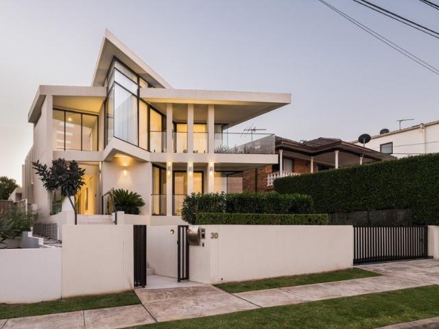 A Benchmark in Bespoke Concrete Construction A Once in a Generation Cabarita Masterpiece