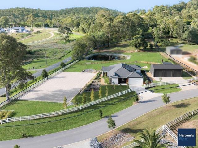 A Bespoke Acreage Home Where Luxury Meets Energy Efficient Design