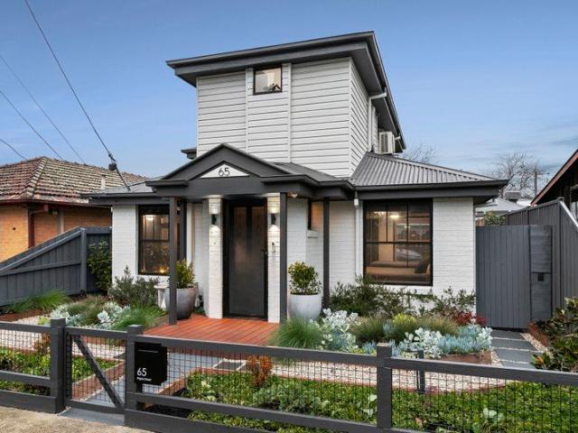 A Bespoke Entertainer in the Heart of Seddon