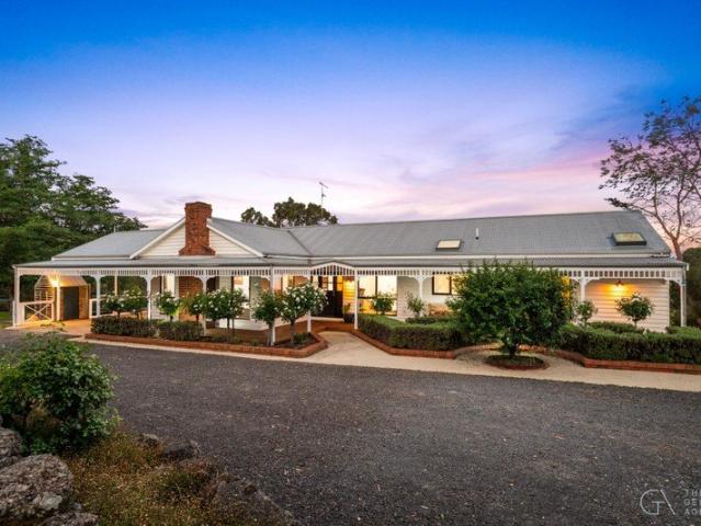 A Bespoke English Country Estate of Rare Distinction