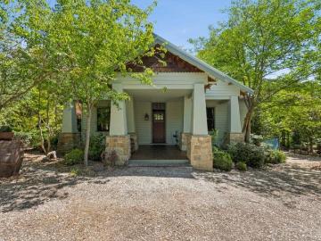 A Bespoke Hidden Haven in the Heart of Hepburn Springs