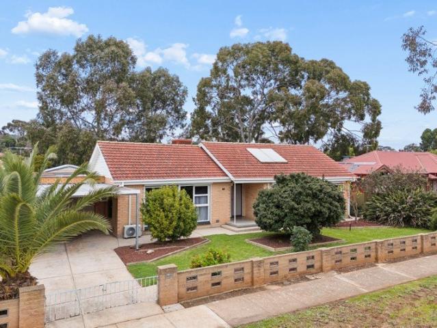 A Big Block, Versatile Living & Exceptional Opportunity!