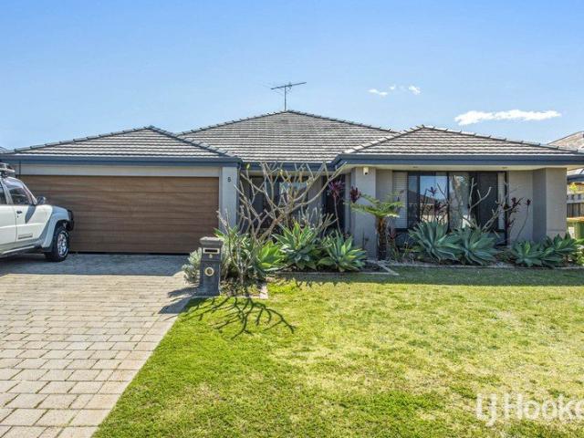 A Big Family Home with the Beach Only One Block Away