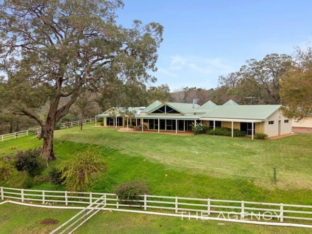 A Big Slice Of Rural New Zealand Heaven In Keysbrook