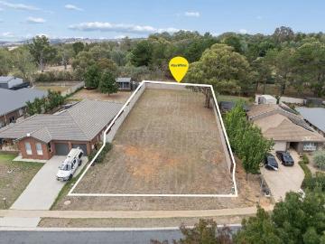 A Blank Canvas in the Township of Yass