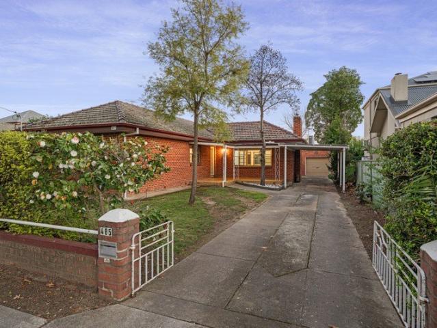A Blank Canvas In A Blue Chip Location