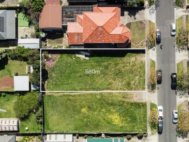 A Blank Canvas in a Connected Sunshine North Location