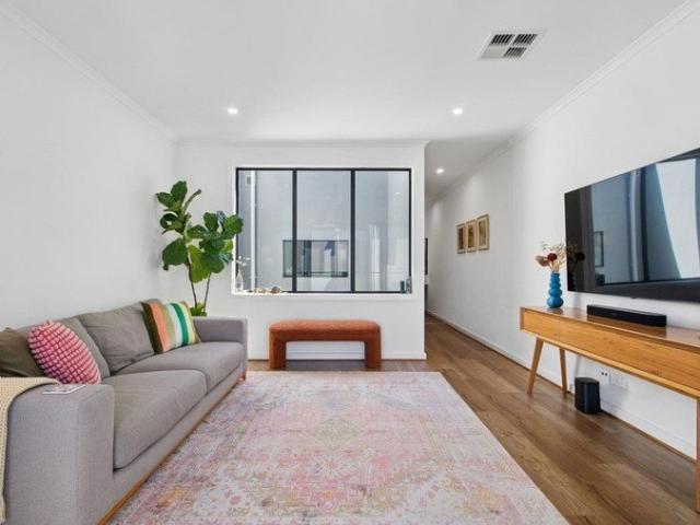 A Blend of Modern Convenience and Flexible Living